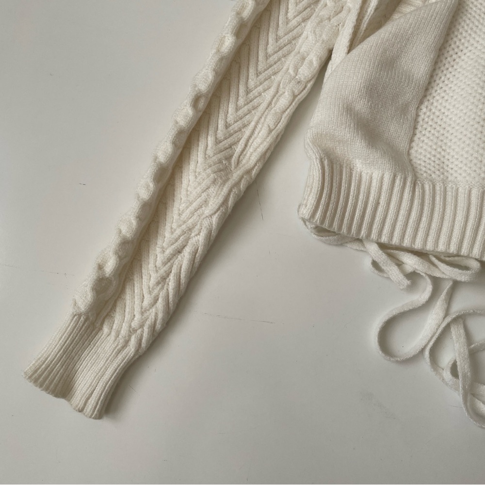 YesStyle Two Piece Knit Crop Long Sleeve Sweater Top in Ivory, Size XS/S - Picture 7 of 12